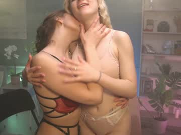 Nude cam girl lillykittie image #1538972