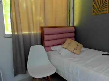 Nude cam girl roberta_lipa image #2268817