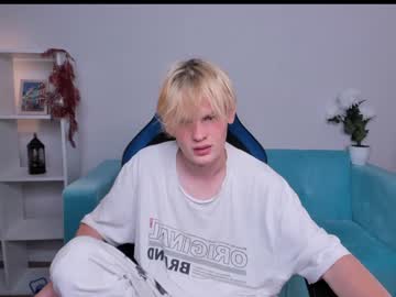 Nude cam man kaydenross image #4502750