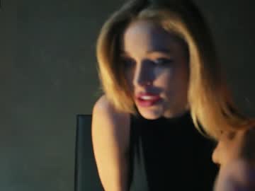 Nude cam girl kirsten_xxx image #3320729