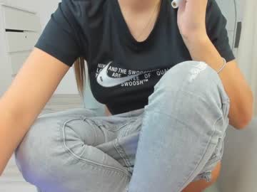 Nude cam girl dariaa_doll image #1952037