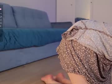 Nude cam girl _blackbee_ image #1575050