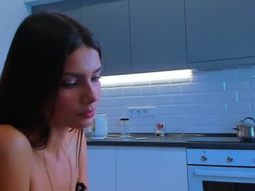 Nude cam girl janecoxa image #5693349