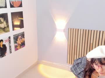 Nude cam girl little_effy18 image #3805258