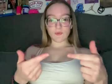 Nude cam girl alyssag7001 image #7029450