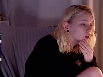 Nude cam girl lime_cat_nana image #3458866