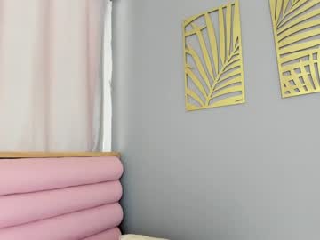 Nude cam girl roberta_lipa image #2542166