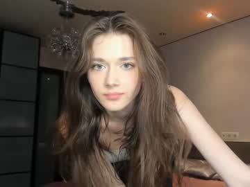 Nude cam girl willa_williams image #3302594