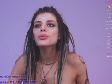 Nude cam girl sapphirealice image #3196355