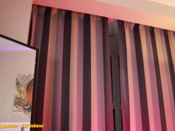 Nude cam girl mila_vita image #5876669
