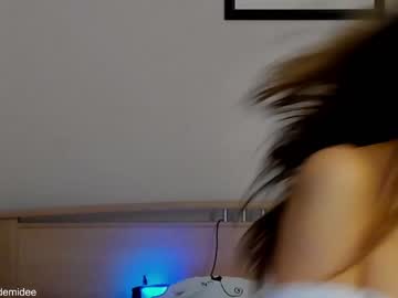 Nude cam girl _demi_dee_ image #1047637