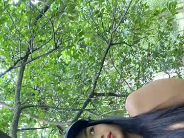 Nude cam girl emilyn_keating image #554070