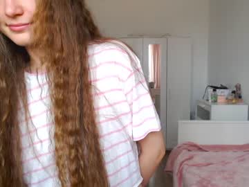 Nude cam girl ambertan1 image #2173049