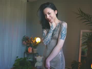 Nude cam girl sorenyu image #1481377