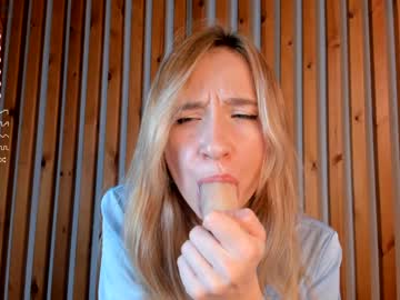 Nude cam girl saintlyn image #3090833