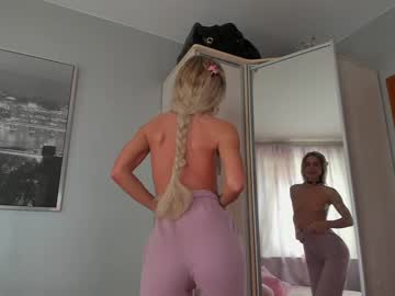Nude cam girl _mito_69 image #4415379