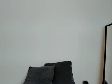 Nude cam girl aria_diaz image #6046876