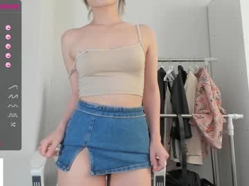 Nude cam girl hee_jin image #3572880