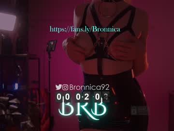 Nude cam girl bronnica image #5199562