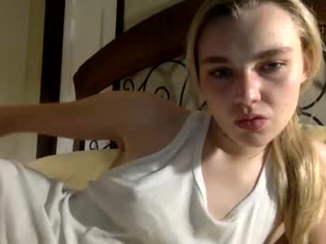 Nude cam girl natashavarga image #6401574