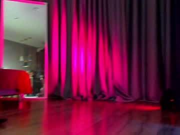 Nude cam girl _meganmeow_ image #3160340