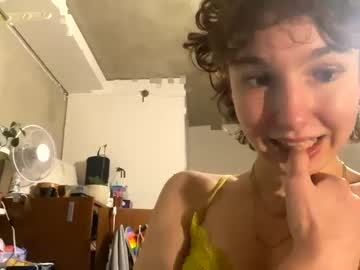Nude cam girl iamskyec image #6257011
