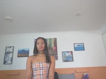 Nude cam girl camilitasu image #571965