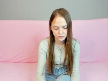 little_radiant_sun nude girls camming