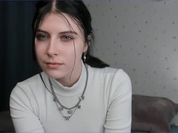 ellettebarrick nude girls camming