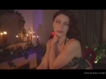 Nude cam girl lucieoude_ image #3162084