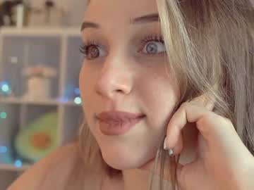 Nude cam girl mia_milagros image #1532979