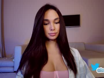 Nude cam girl hollyextra image #3339578