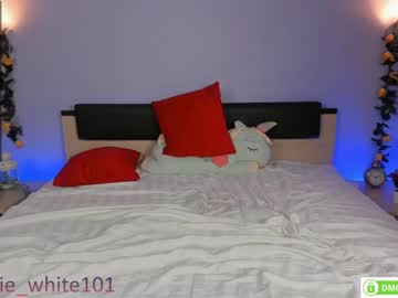 Nude cam girl foxhilary image #2166220