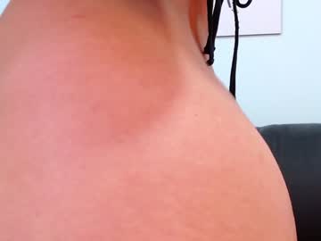 Nude cam girl emily_hills_ image #1428402