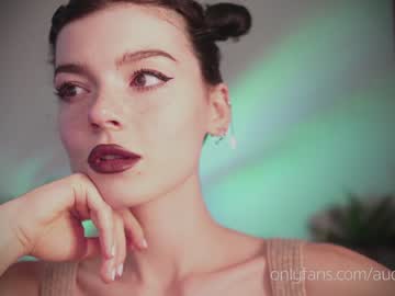 Nude cam girl auddicted image #183449