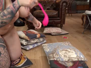 Nude cam girl nuryforerogh image #5963244