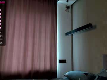Nude cam girl angella_kleee image #1863829