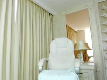 Nude cam girl shantallknowless image #1822898
