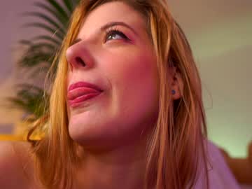 Nude cam girl juicyandthepussyblvd image #1239265