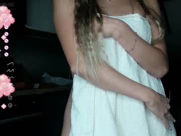 Nude cam girl mxxnsxsul image #2629649