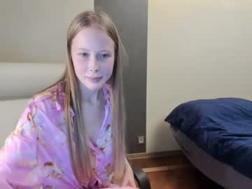 Nude cam girl jenny_angelok image #2421479