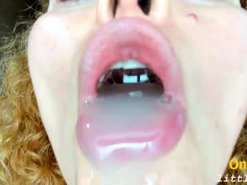 Nude cam girl little_izzi image #5825639