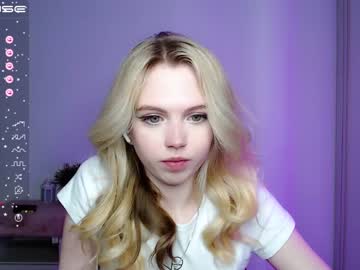 Nude cam girl small_blondee image #3797379