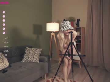 Nude cam girl audreycarvin image #6637720