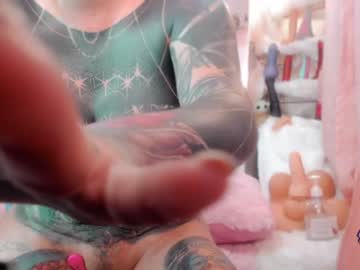 Nude cam girl angelacianuro_ image #2015717