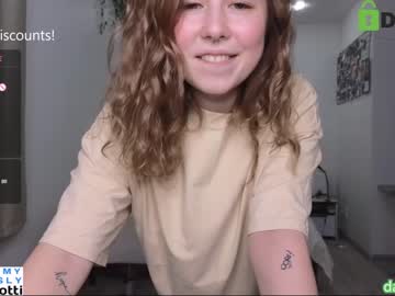 Nude cam girl lottie_shine image #6630988