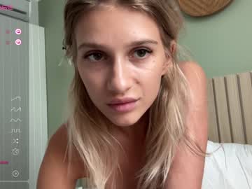 Nude cam girl blair_fox image #6351230