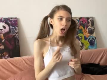 Nude cam girl st_ella image #4773553