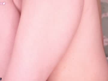 Nude cam girl evelynpiers image #3936707