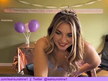 Nude cam girl leahsunshine image #1997721
